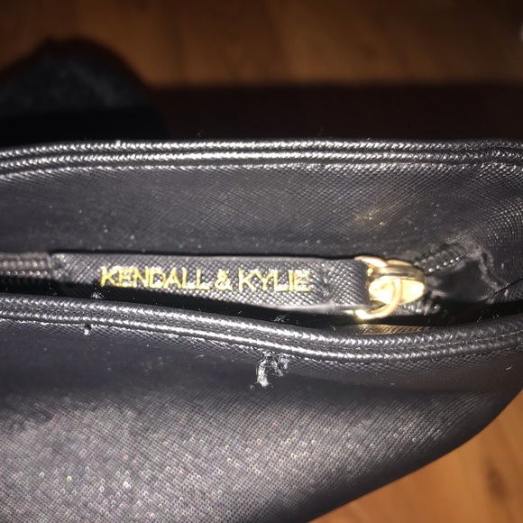 Kendal & Kylie Tote Bag - Picture 6 of 6